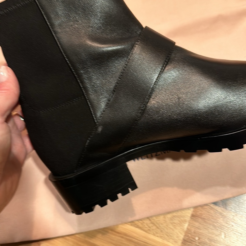 New Without Box Booties Size 9 - image 5